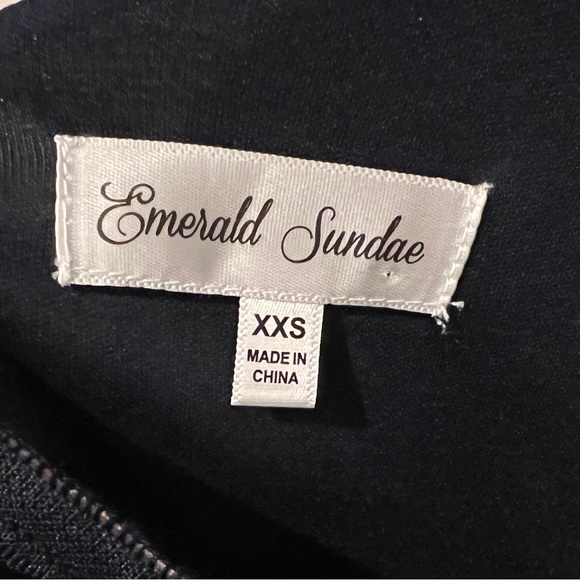 Women’s XXS Navy & Pink Floral Fit and Flair Short Dress - Picture 5 of 7